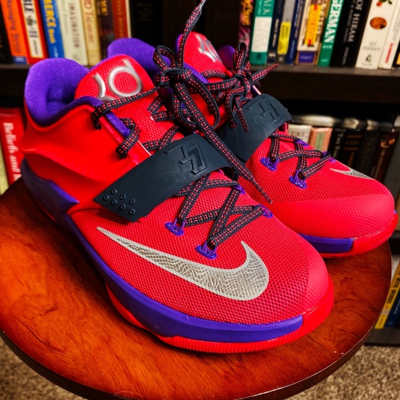 Nike KD VII Hyper Punch -- (GS) (5Y)